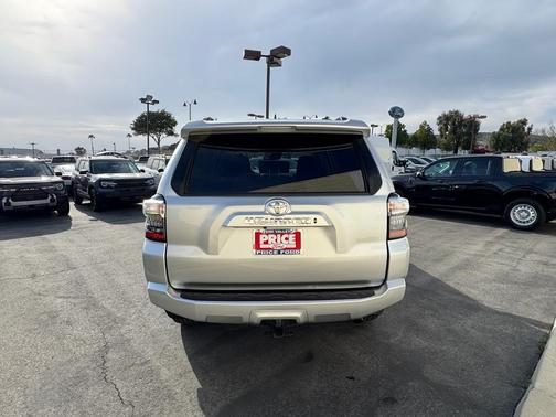 2023 Toyota 4Runner SR5