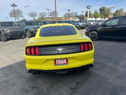 2021 Ford Mustang EcoBoost Premium