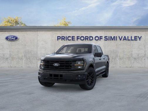 Agate Black Metallic 2025 Ford F-150 XLT