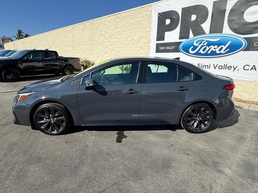 2025 Toyota Corolla SE