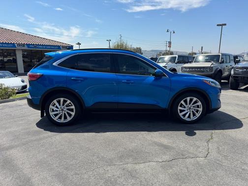 2021 Ford Escape Titanium Hybrid