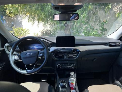 2021 Ford Escape Titanium Hybrid