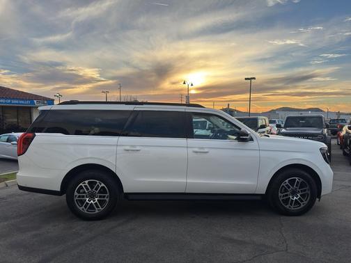 2025 Ford Expedition Max Active