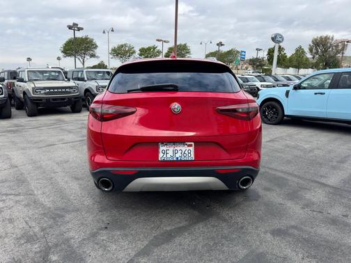 2019 Alfa Romeo Stelvio Base