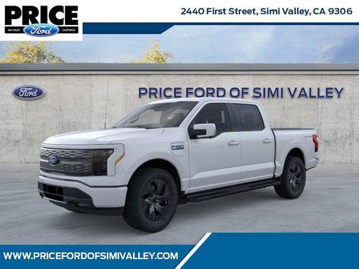 2025 Ford F-150 Lightning LARIAT