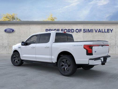 2025 Ford F-150 Lightning LARIAT