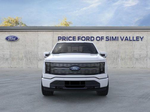 2025 Ford F-150 Lightning LARIAT