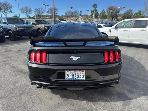 2019 Ford Mustang EcoBoost