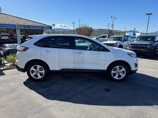 2015 Ford Edge SE