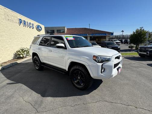 2019 Toyota 4Runner SR5