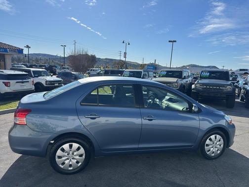 2011 Toyota Yaris Base