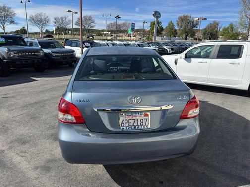 2011 Toyota Yaris Base