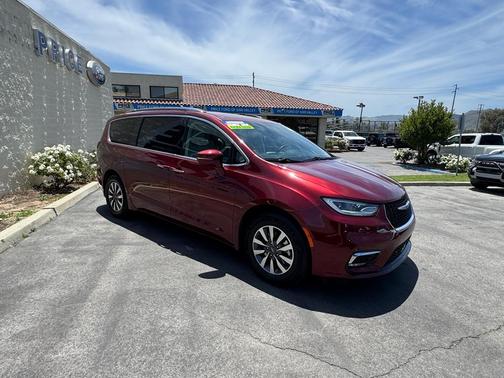 2021 Chrysler Pacifica Hybrid Touring L