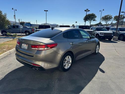 Titanium Gray 2016 Kia Optima LX