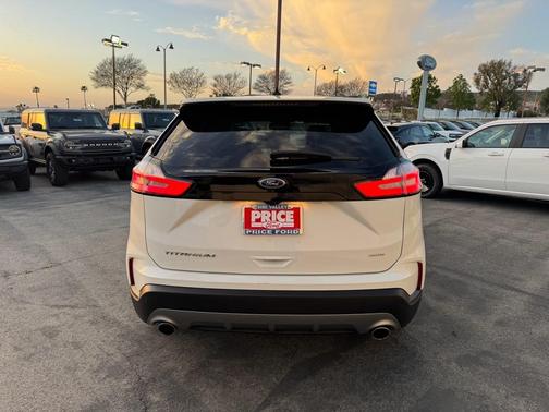2023 Ford Edge Titanium