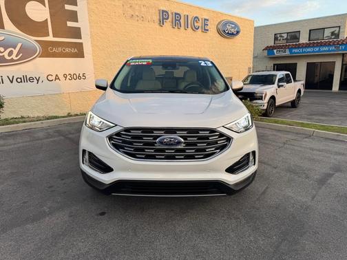 2023 Ford Edge Titanium