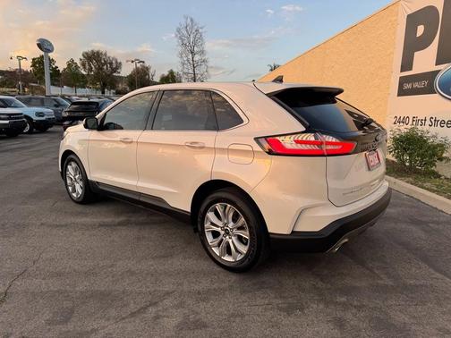 2023 Ford Edge Titanium