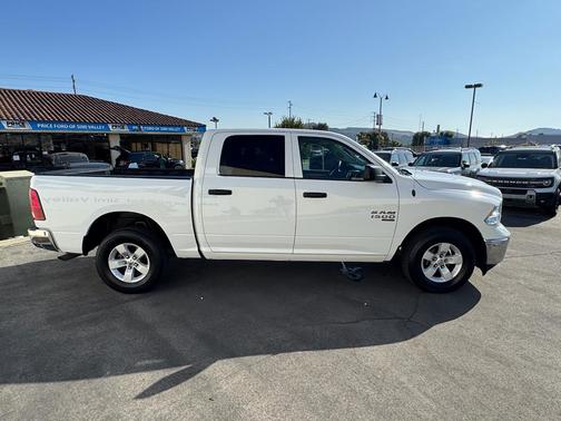2022 RAM 1500 Classic SLT