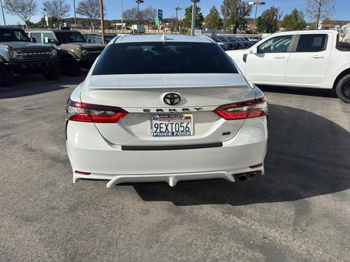 2023 Toyota Camry SE