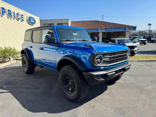Velocity Blue Metallic 2026 Ford Bronco Big Bend