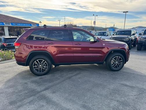 2018 Jeep Grand Cherokee Trailhawk