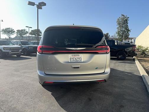 2021 Chrysler Pacifica Hybrid Touring L