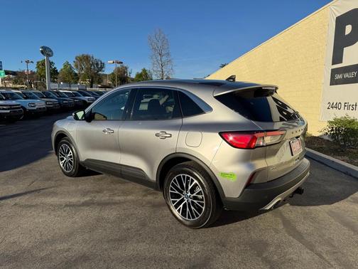 2022 Ford Escape PHEV SEL