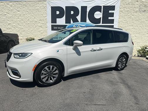 2021 Chrysler Pacifica Hybrid Touring L