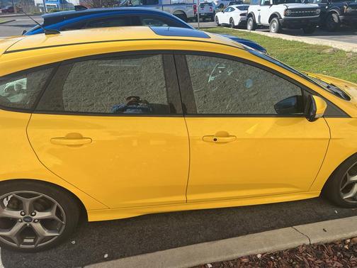 2018 Ford Focus ST Base