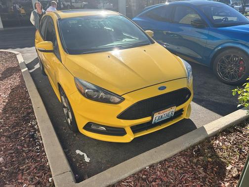 2018 Ford Focus ST Base