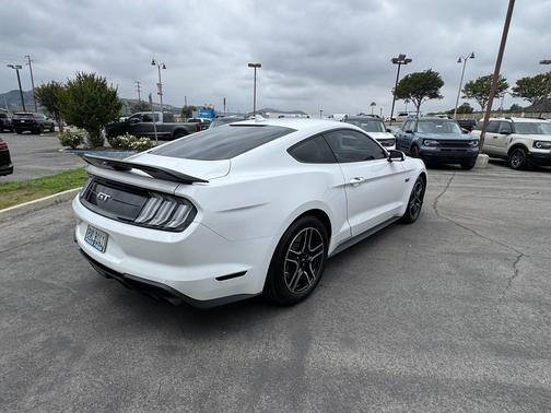 2021 Ford Mustang GT Premium