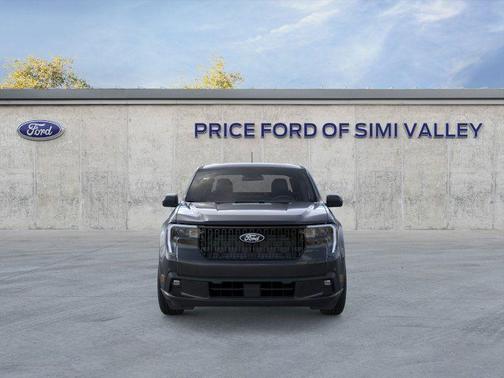 Shadow Black 2025 Ford Maverick Lobo Standard