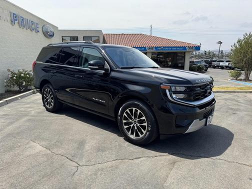 Agate Black Metallic 2025 Ford Expedition Platinum