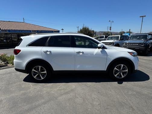 2019 Kia Sorento EX V6