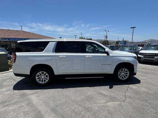 2021 Chevrolet Suburban LT