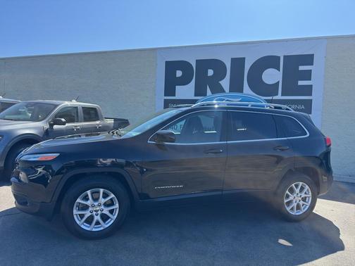 Diamond Black 2017 Jeep Cherokee Latitude