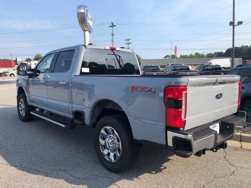 2025 Ford F-350 Lariat Super Duty