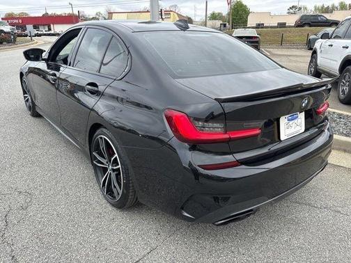 Black Sapphire Metallic 2021 BMW M340 i