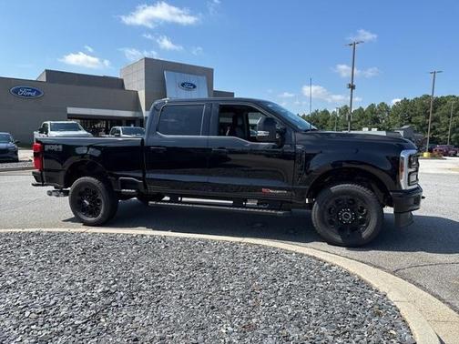 2025 Ford F-350 Lariat Super Duty