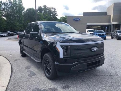 2025 Ford F-150 Lightning XLT