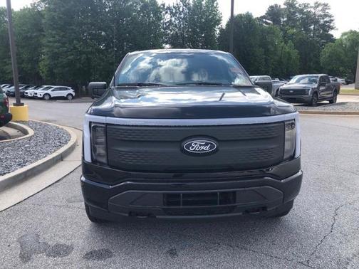 2025 Ford F-150 Lightning XLT