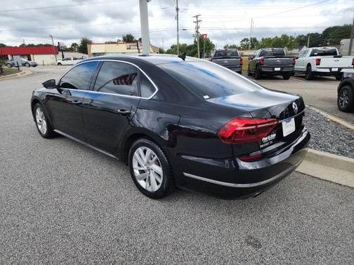 2018 Volkswagen Passat 2.0T SE