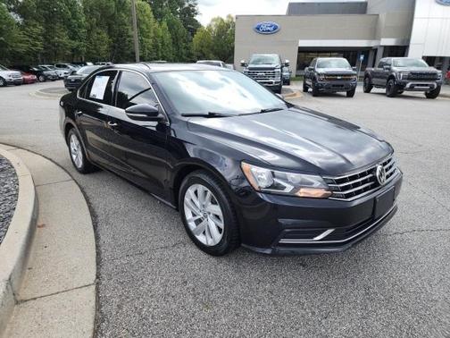 2018 Volkswagen Passat 2.0T SE