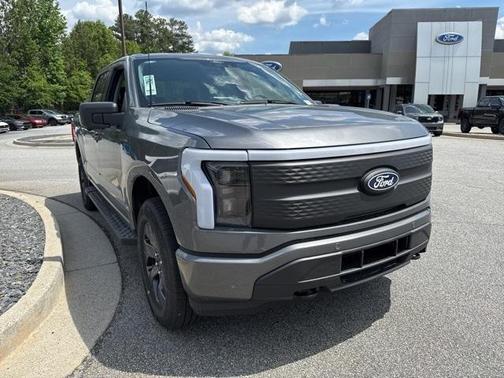 2025 Ford F-150 Lightning Flash