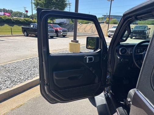 Granite Crystal Clearcoat Metallic 2020 Jeep Wrangler Sport