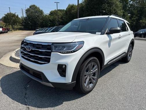 2025 Ford Explorer Active