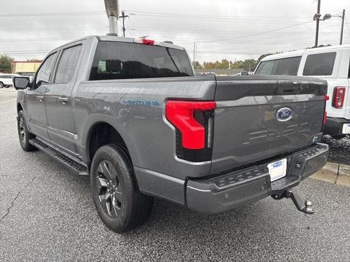 2023 Ford F-150 Lightning XLT