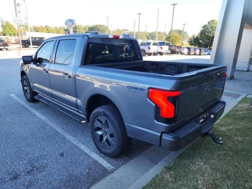 2023 Ford F-150 Lightning XLT