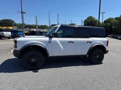 Oxford White 2026 Ford Bronco Big Bend