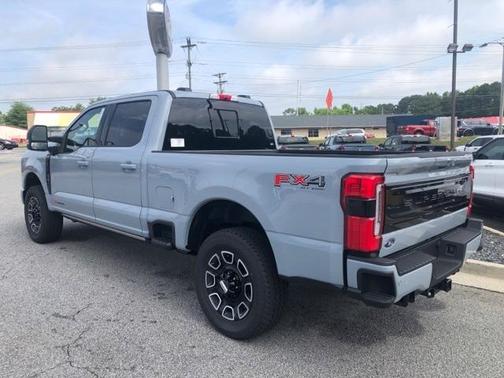 2025 Ford F-250 Platinum